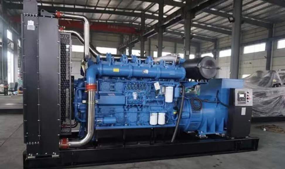 康定800kW 柴油发电机的输出电流是恒定的吗？
