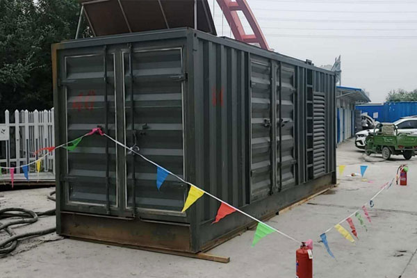 康定发电机租赁空气滤清器多久更换一次？